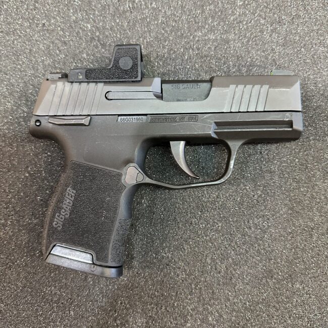 sig sauer p365 9mm with sig romeo zero