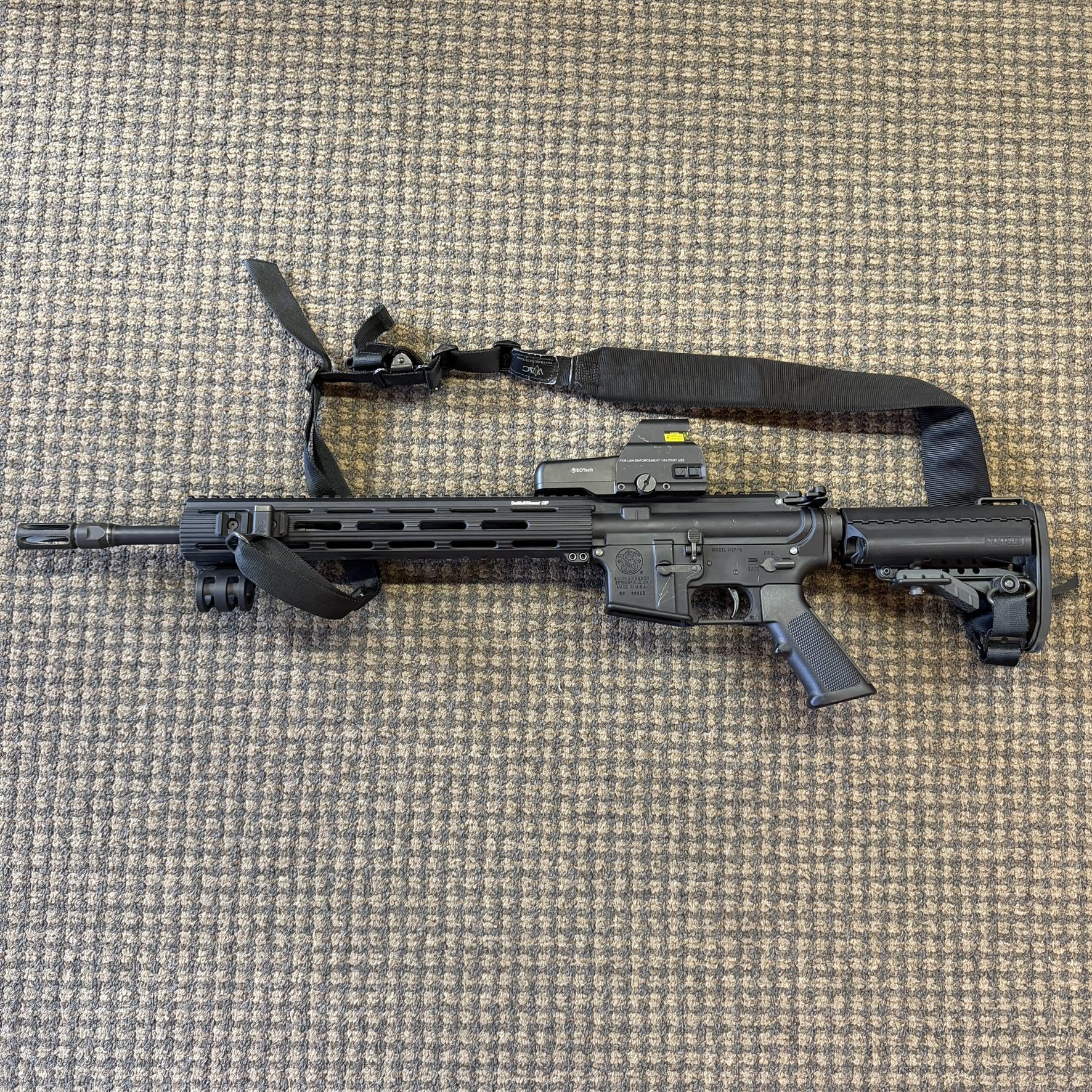 Smith & Wesson M&P15 Viking Tactics EOTech LE Optic