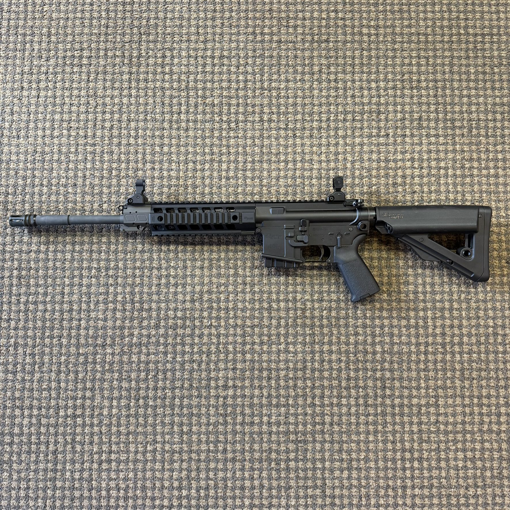 Sig Sauer SIG516 5.56 Flip-Up Iron Sights