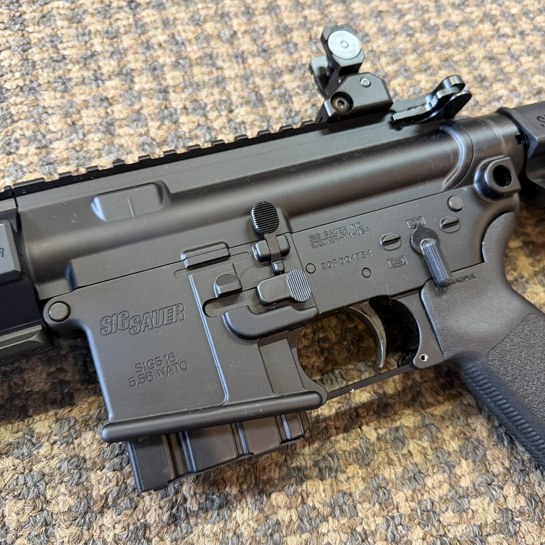 Sig Sauer SIG516 5.56 Flip-Up Iron Sights